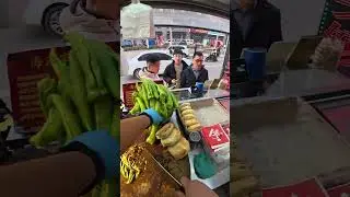 Street Cart Makes Braised Pork Sandwich Make Money Street Food