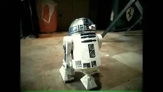 Sphero R2-D2 with Sphero edu