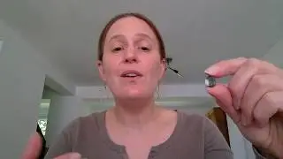 Caillou confiné (44) : une inclusion riche en Ca et Al dans une chondrite, par Vinciane Debaille.