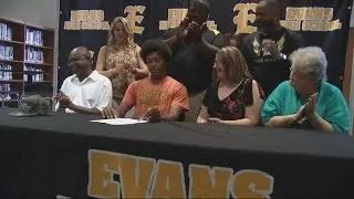 Evans' Brooks signs track & field scholarship with Coastal Carolina
