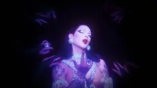 TOTALLY CRAZY ! - VIOLET CHACHKI