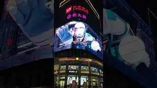 3D Billboards: Stunning Astronaut Outdoor Display#immersiveexperience