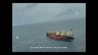 Kerala coast on high alert | ship spills hazardous fuel containers in Arabian Sea; 15 crew trapped🫢😥
