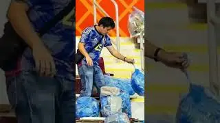 ini baru keren..!!! Japan fans clean up trash at the Qatar World Cup 2022 stadium #shorts