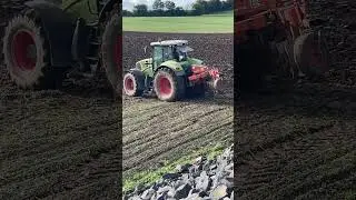 Claas Axion 840 CMatic mit Howard Swing Plow SP4