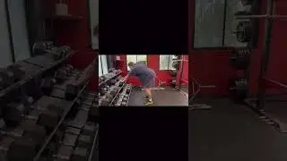 PUMPSEEKERS Richie rows workout #aussiehumour #funny #aussiethings