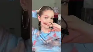 Sleek bun tutorial 💓👀 Follow for more!✅ : #short #shorts #AngelaBeauty