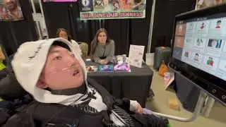 Ivan interviews Mia Sinclair Jenness at Nashville Celebrity Comic Con 2025