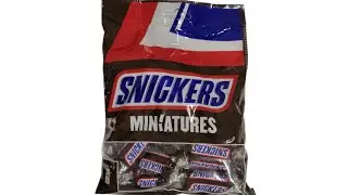 Lots of candies | lots of snickers miniatures