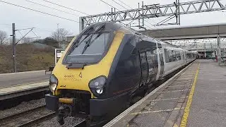 Double Avanti 'Super Voyager' leaves Milton Keynes Central (8/2/22)