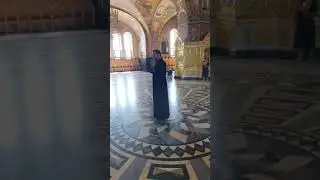 CUVINE-SE CU ADEVĂRAT - interpretat de Pr. Ciucanu Mario-Doro