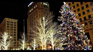 YOUNGSTOWN OH 2025 CHRISTMAS  PARADE WITH MUSIC SOUNDTRACK