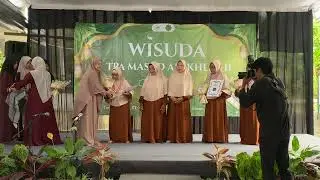 PENYERAHAN PENGHARGAAN IBU IBU TPA MASJID AL IKHLAS II