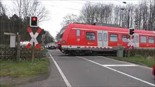 Bahn&uuml;bergang K&ouml;ln- Worringen 