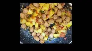 aloo soyabean ki simple sabji aise banao #shorts #aloosoyabean #soyabeanrecipe #soyabeansabji