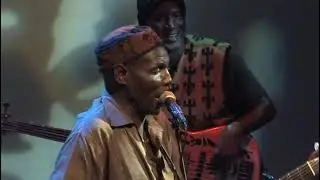 11  Mala&iuml;ka   Habib Koit&eacute;, Oliver Mtukudzi & Afel Bocoum