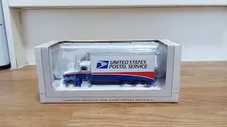 SpecCast 1/64 Peterbilt 385 USPS Postal Truck