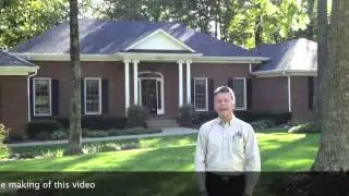 Real estate agent bites dog, and other headlines