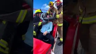 Safety Harness Gets Stuck Midway 😱 | Roller Coaster Panic