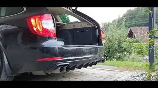 Skoda Superb 3.6V6 4X4 BRUTAL Exhaust sound.