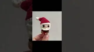 Handmade Santa Claus Crochet Amigurumi | Christmas Ornament | Holiday Gift | Santa Keychain