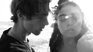 pasthe present shore