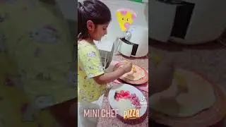 mini chef making pizza 🥰