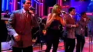 CELIA CRUZ  EN VENEZUELA JUNTO A LOS MELODICOS  EN 1998 