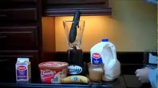 How to make a milkshake (GOOD TUTORIAL)