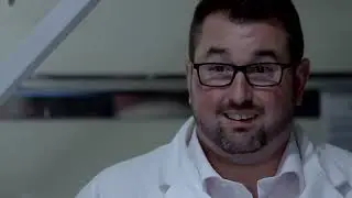 Les Croques-Morts S1 E1