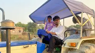 Bhaiyo ke sath tractor pe😍