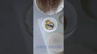 Real Madrid resin keychain #resin #resincrafts #resinart #epoxy