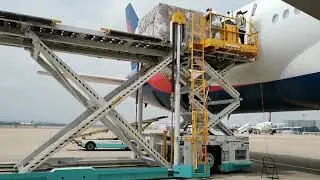 Weihai Guangtai GJT14D, the first electric Container/Pallet Loader in Hangzhou Xiaoshan Airport