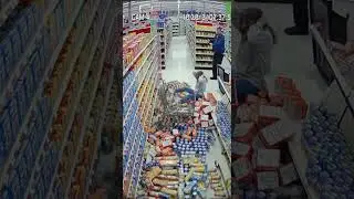 Shopping Cart Jump Goes HORRIBLY Wrong!