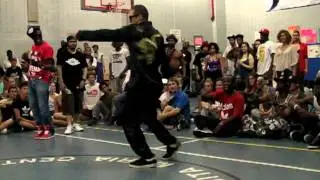 Step ya game up 2011 Waacking Top 16 - 1G vs Toprocket