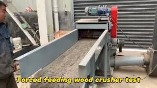 Forced feeding wood crusher test site#woodchipper #wood #bamboo