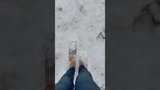 Barefoot in snow, listen to it