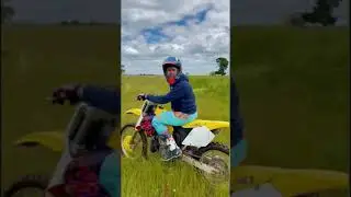Running in the 1996 RM250 💦