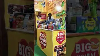 Big mumbai Vada pav Lakhimpur | street food | Vada pav | pizza, Momo burger minivlogs | masala Dosa