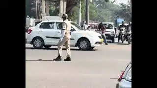 Traffic Police at Janpath Road, Bhubaneswar, Near to Mother  Tersa Church ..#otv #kanaknews