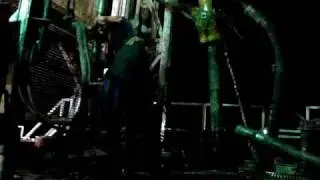 drilling rig - throwin chain
