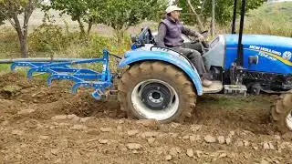 New Holland TD4 90B 4 l&uuml; pulluk tarla s&uuml;rme