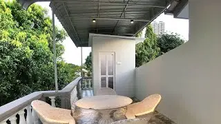 iBook10 Deluxe Loft Suite Room by iBook Homestay, George Town | Travel With Bhavya