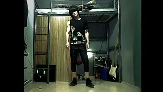 pretty scene girl