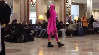 Katie Price wears a pink fur coat in NYC #katieprice