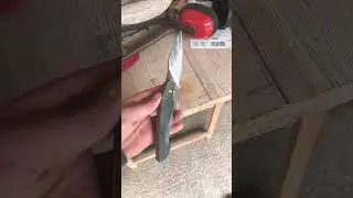 Couteau pliant &agrave; friction sur lequel je bosse🇫🇷🔪