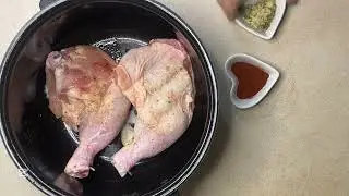 Juicy Oven-Baked Chicken Legs 🍗 | Easy Marinated Dinner with Roasted Potatoes