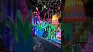 It&rsquo;s A Small World Holiday at Disneyland #disneyland #disney #disneyparks #disneymagic #disneyrides 