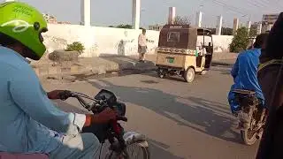 Pakistan 🇵🇰 Karachi, October-02-2025, Kala pull to Akhtar colony signal road tour 