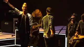 One Republic - Rumour Has It  (Adele cover) + Love Runs Out - CLOSING - live - HondaCenter - 9/2/17